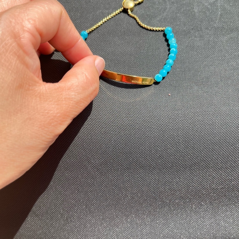 Michael Kors Haute Hardware Gold-tone bracelet with blue - Picture 4 of 5